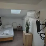 Inn Piata Uniri Cozy