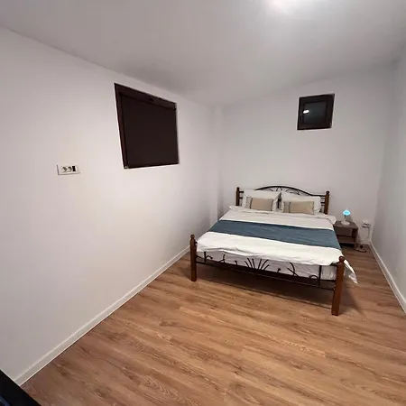 Piata Uniri Cozy 3* Бухарест