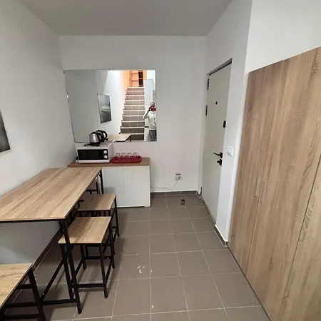 宾馆 Piata Uniri Cozy 布加勒斯特