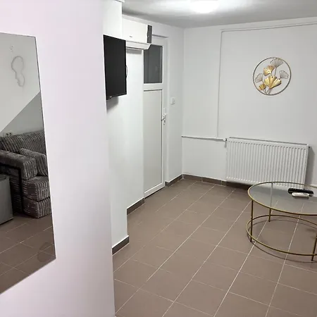 Piata Uniri Cozy Мініготель Бухарест