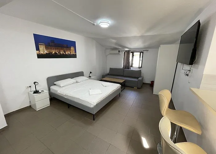Piata Uniri Cozy 3*