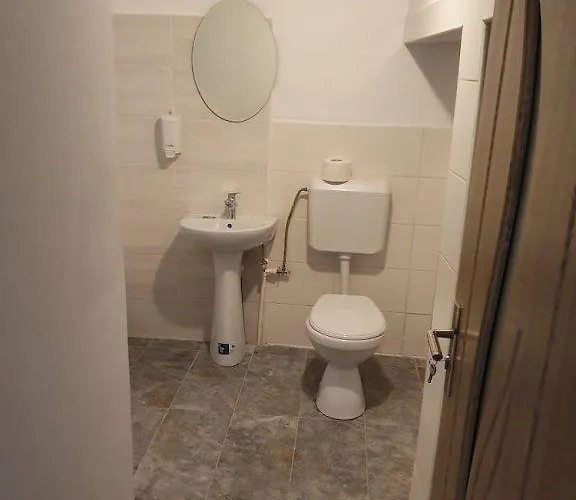 Piata Uniri Cozy Мініготель Бухарест