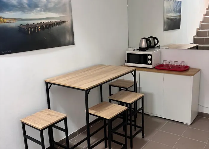 Piata Uniri Cozy Мініготель Бухарест