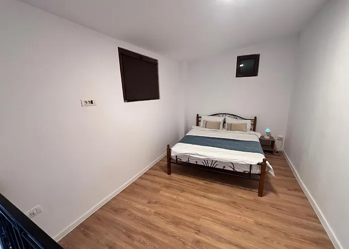 Piata Uniri Cozy 3* Бухарест