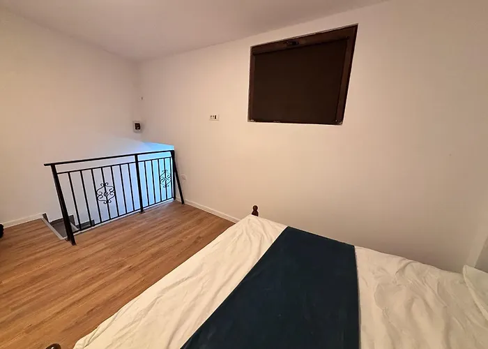 Piata Uniri Cozy 3* 布加勒斯特