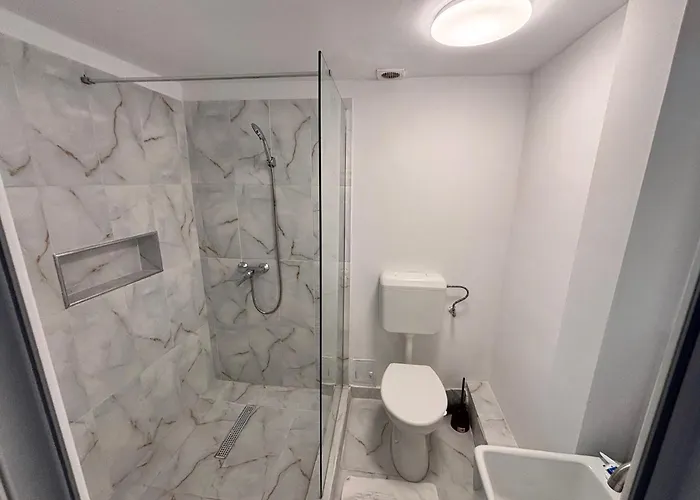 Мініготель Piata Uniri Cozy 3*