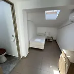 Piata Uniri Cozy 3*