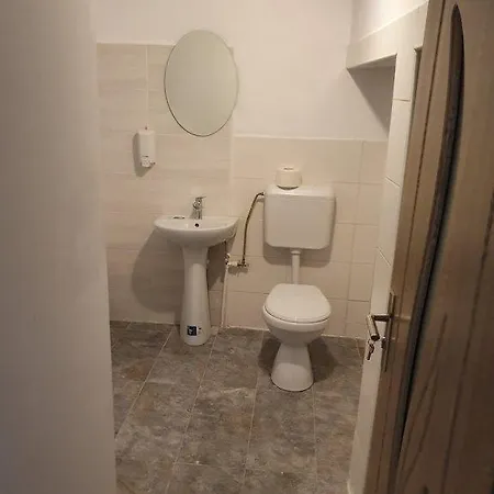 Piata Uniri Cozy بيت ريفي بوخارست