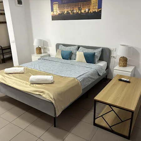 Piata Uniri Cozy Πανδοχείο