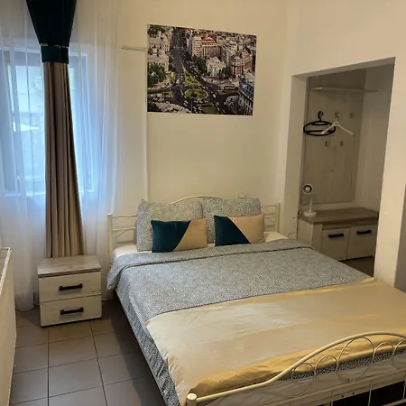 Piata Uniri Cozy Πανδοχείο 3*