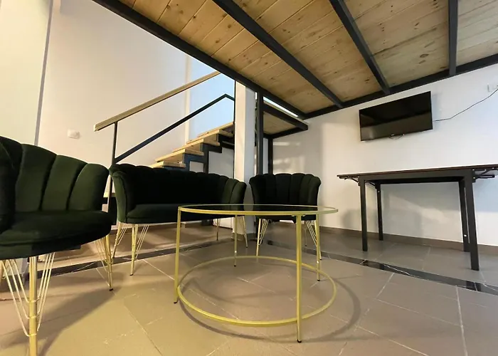 Piata Uniri Cozy Bucureşti