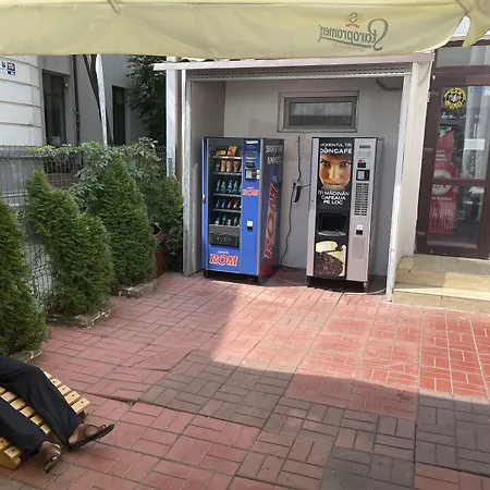 אורחן Piata Uniri Cozy 3*